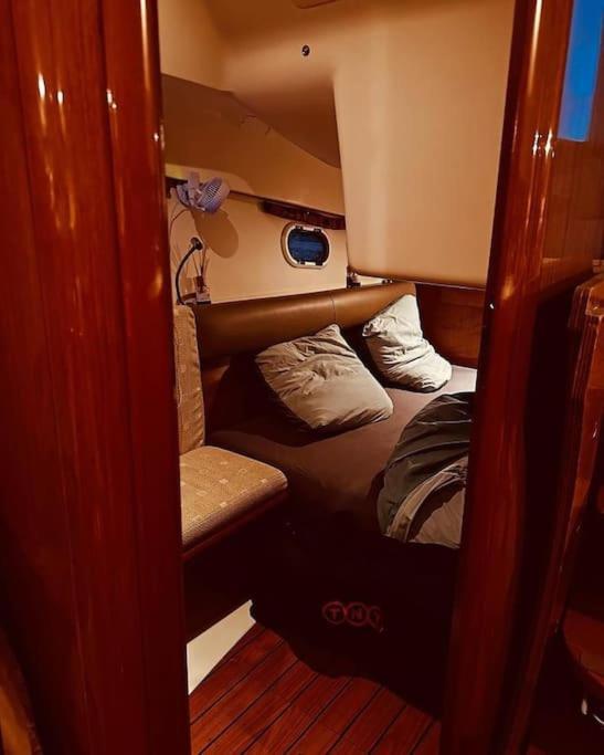 Nuit, A Quai Hotel La Rochelle  Ngoại thất bức ảnh